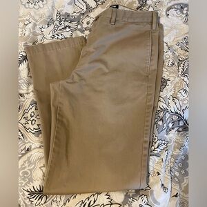 Lands End Men’s traditional fit size 33w 33 waist tan pants chinos